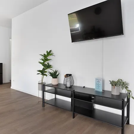 Schoene In I Kostenloses Parken I Home2share レンゲリッヒ