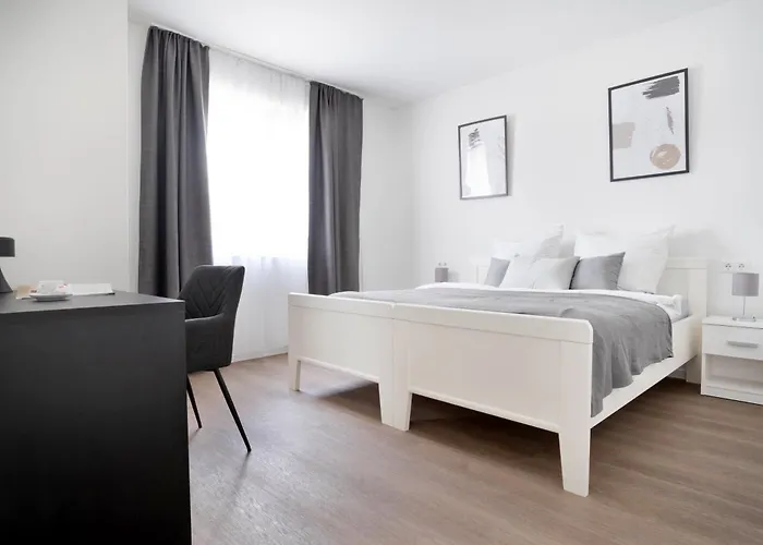 Schoene In I Kostenloses Parken I Home2share